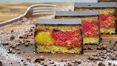 Obrázek Punčový řez s tmavou polevou